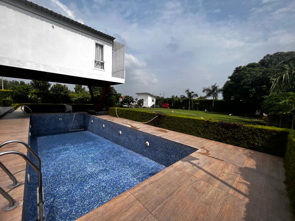 Farm stay in Noida - Tap to explore photos