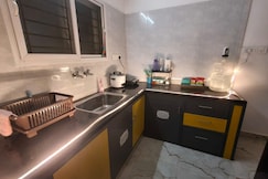 Family Home Stay 2BHK Lift Shell Centre Airport TCS iON, Chennai