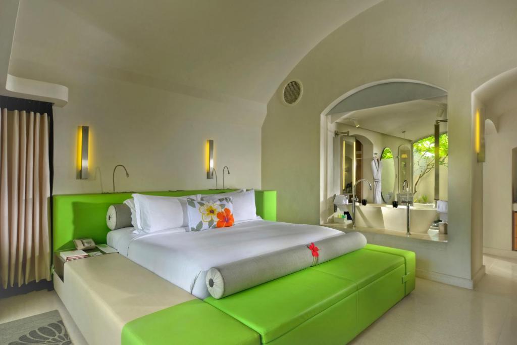 So Sofitel Mauritius - Tap to explore photos