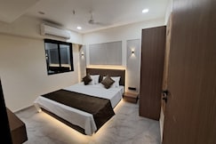 Hotel The 19, Ahmedabad
