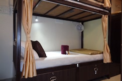 Shashwat Dormitory, Palanpur