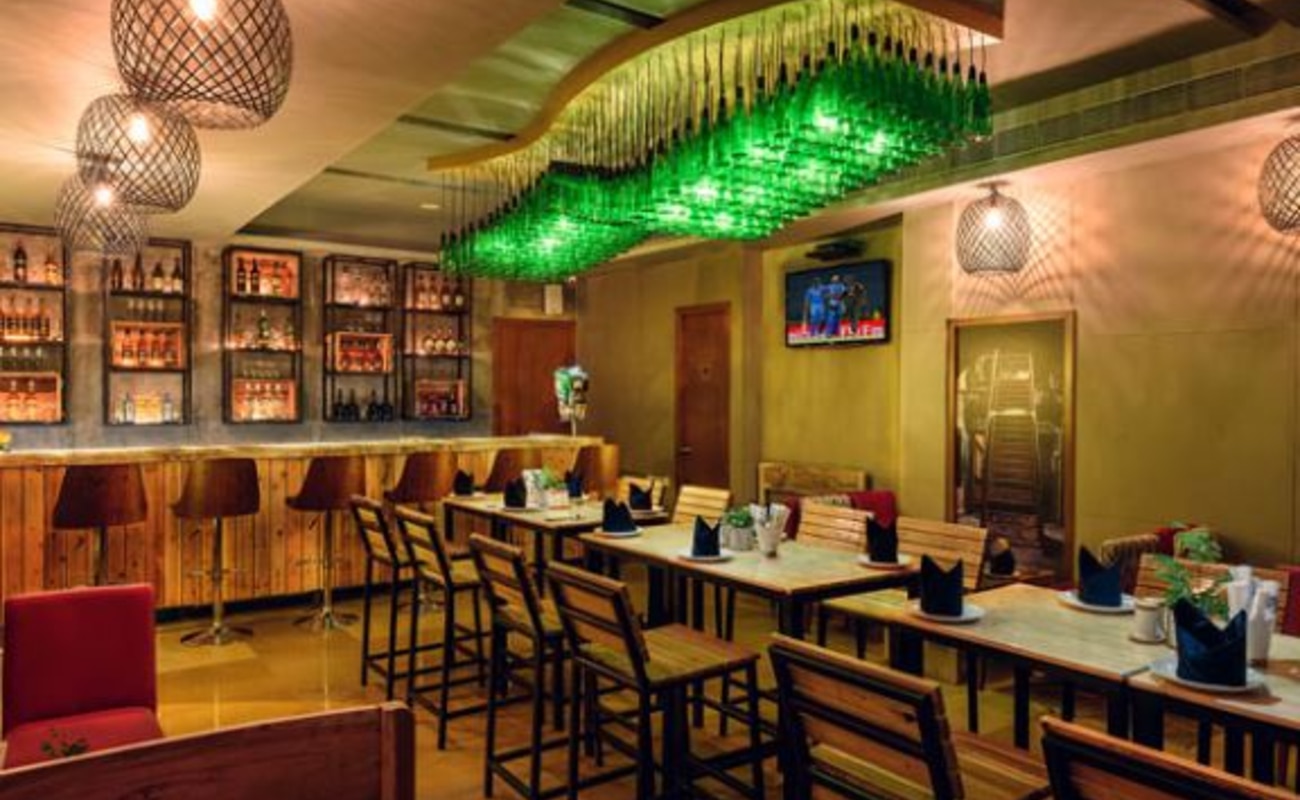 Download Pipal Tree Hotel New Town PNG