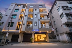 FabHotel Kanchan Palace, Delhi