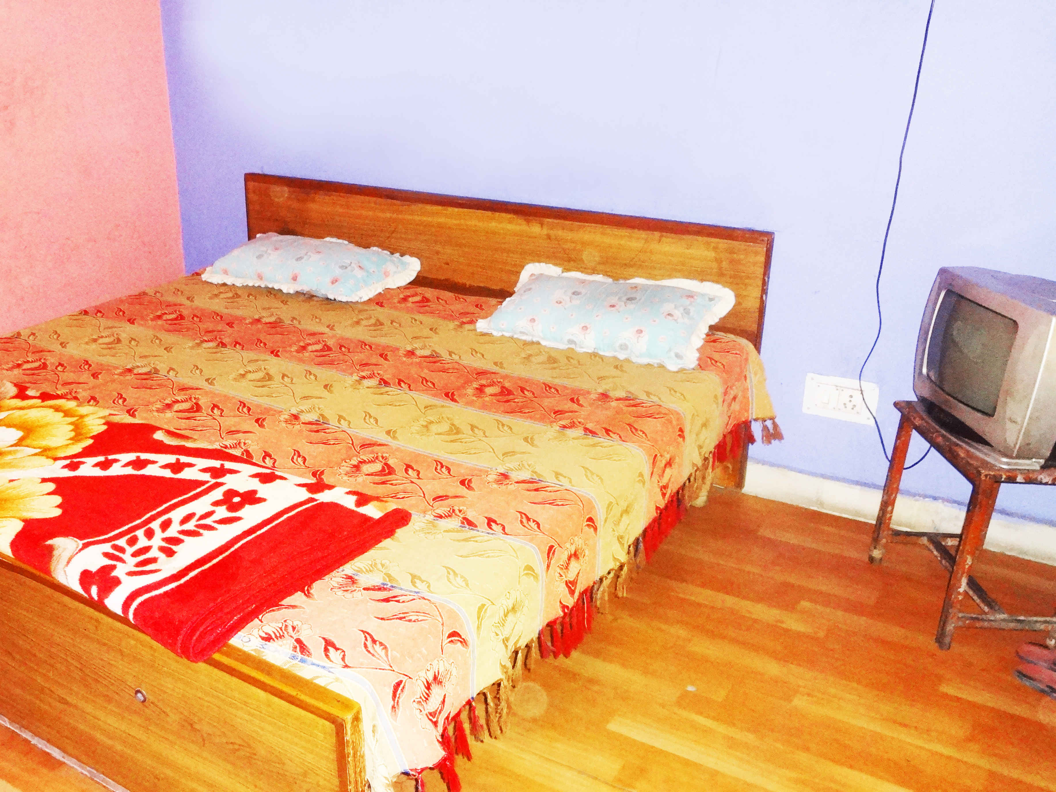 SHALIMAR HOMESTAY - Tap to explore photos