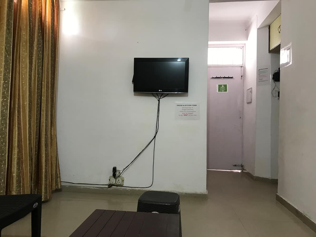 One BHK Independent Flat in the Heart of Chandigarh - Tap to explore photos