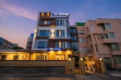 FabHotel Skylight Inn - Artemis Hospital Gurgaon, Gurgaon