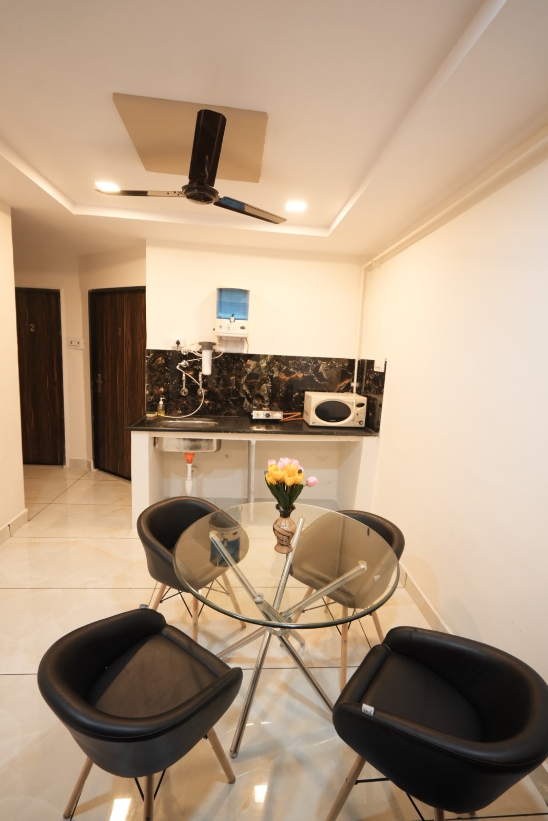 Green Aura home stay - Tap to explore photos