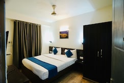 Hotel Luxurs, Jaipur