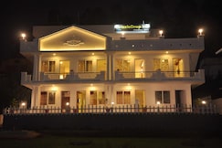 DrizzleDrop Inn, Ooty