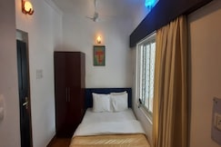Hotel Creek Gold, Goa