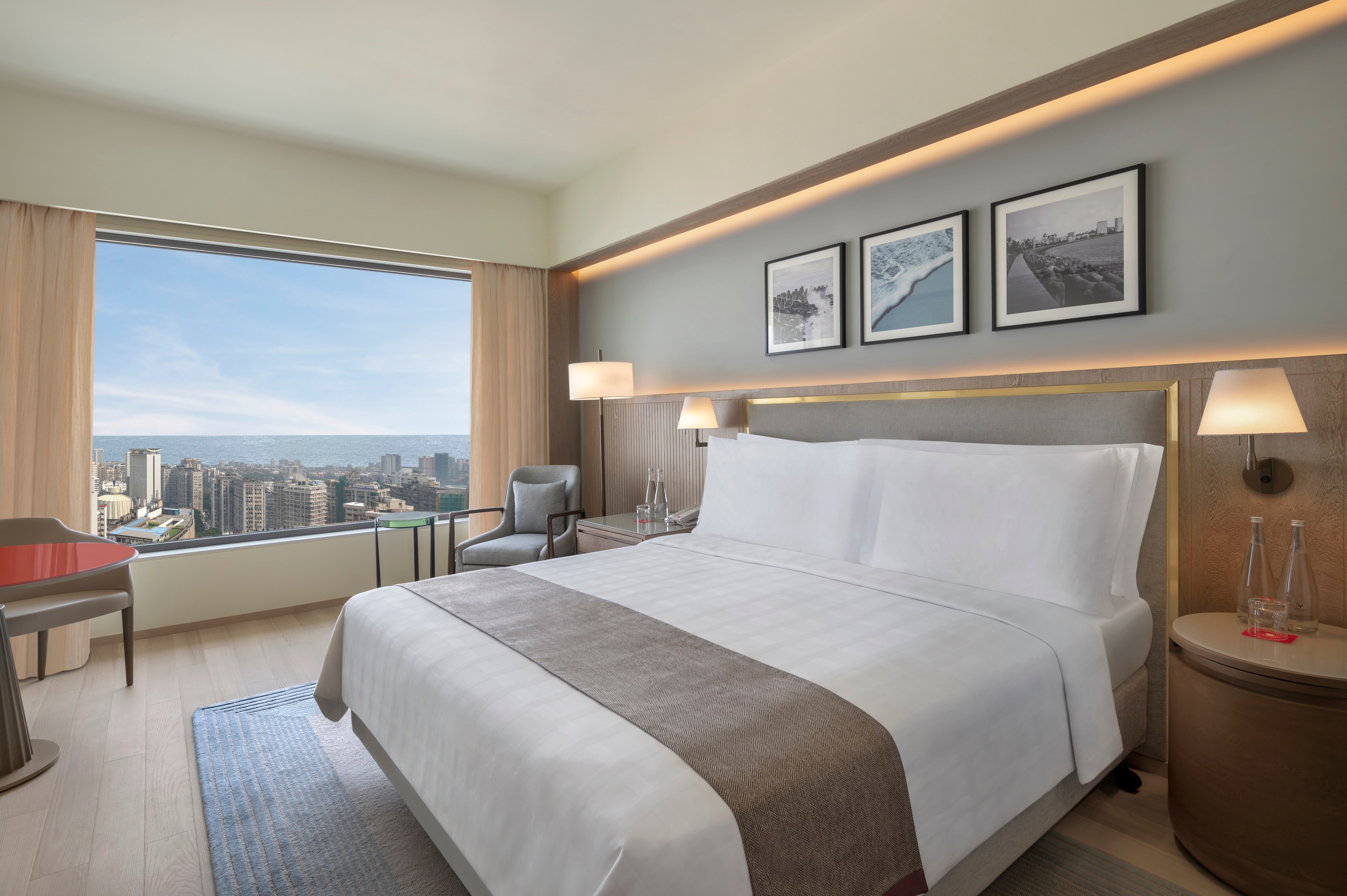 Executive Harbour View Room 1
