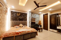 RAJMANI MOTEL -UNIT I - Premium Rooms In Phagwara City Near Bus Stand, Railway Station & City Market, Jalandhar