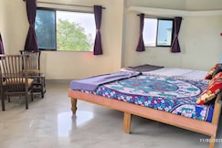 Shraddha Saburi Tourist Home, Murud Janjira