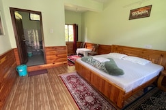 PARAS GUEST HOUSE, Barot