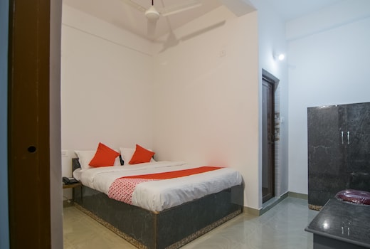 Hotel O Jp Homes
