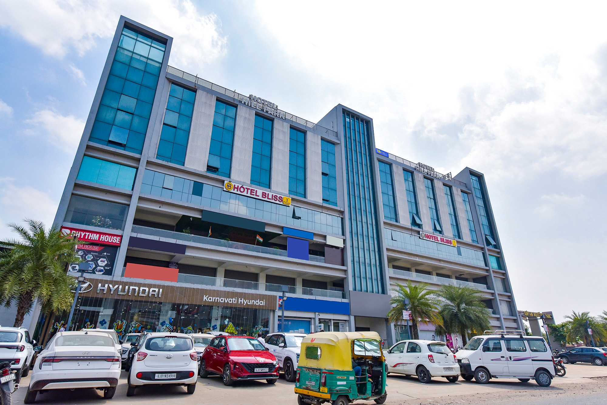 FabHotel Bliss - Inside Suryam Trade Centre - Tap to explore photos