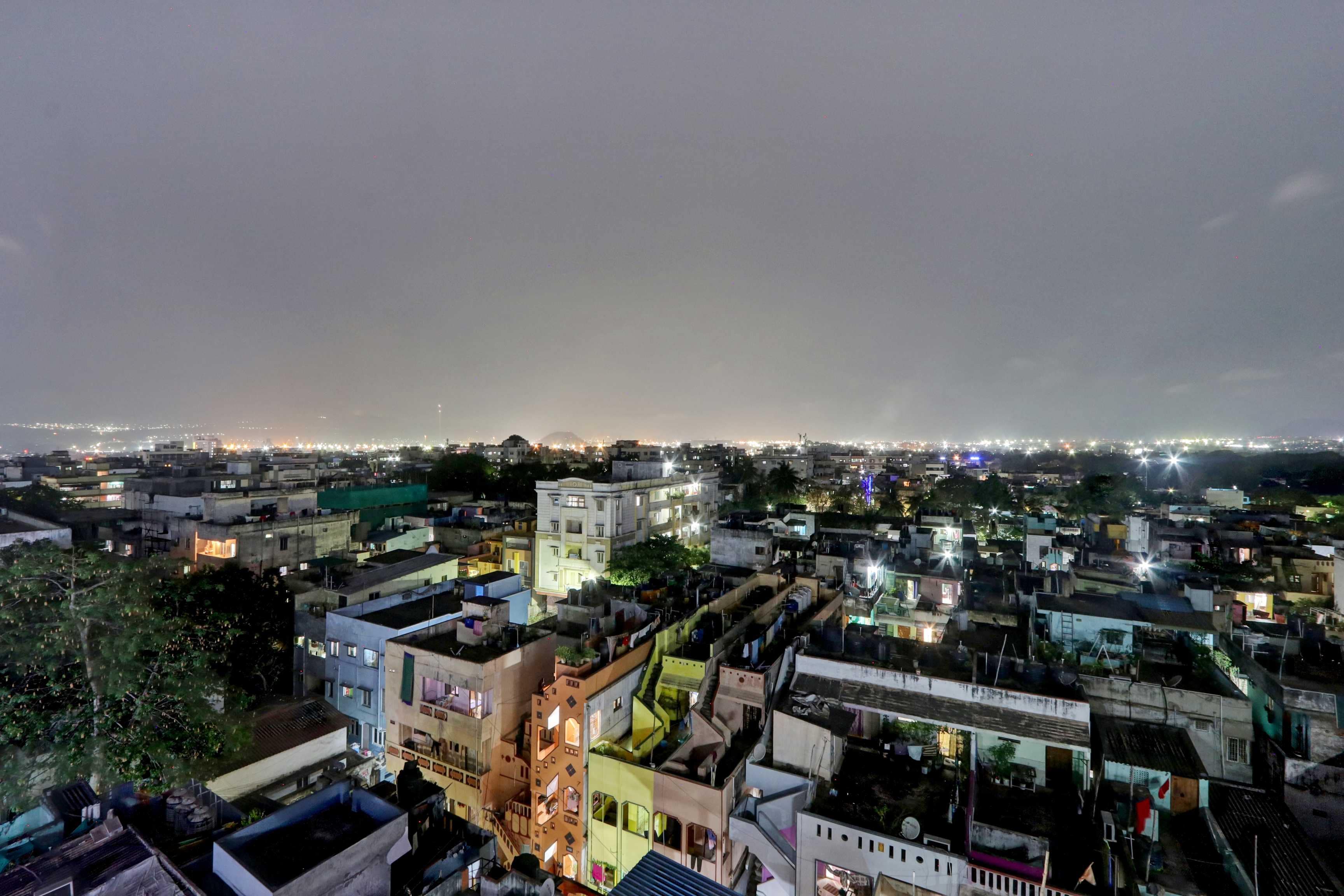 Super Collection O Daba Garden Road - Tap to explore photos