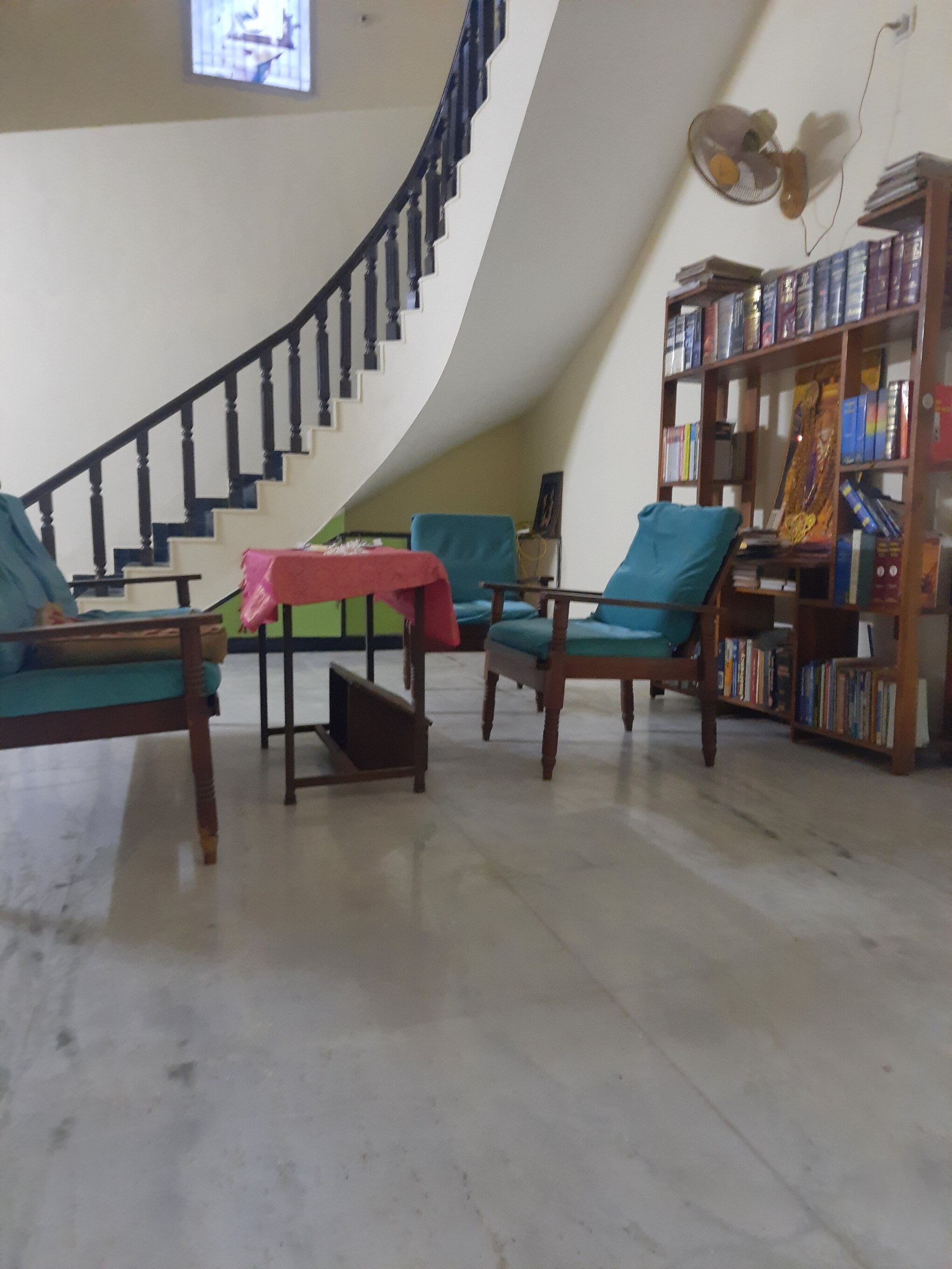 Shree Eco Stay Chennai - Tap to explore photos