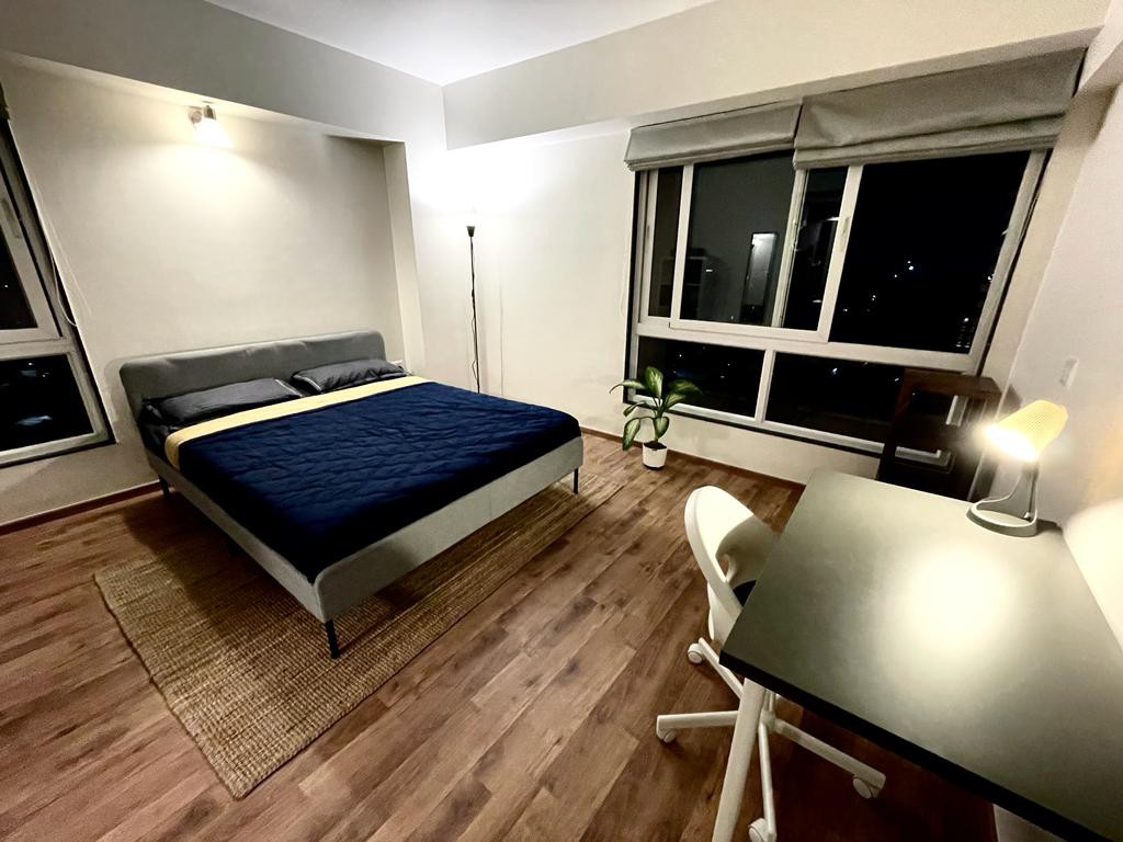 Apartment on 14th floor - Tap to explore photos