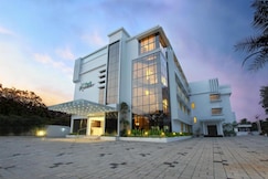 Park residency, Adoor