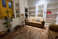 Ghat Ghar by Doorstays, Varanasi