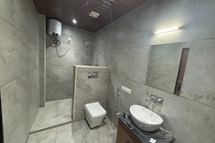 Hotel Sayari Inn, Phalodi