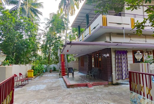 Athidhi Vididhi Illu -Siragalapalli, palakollu