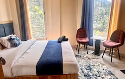 Standard Room with mountain view