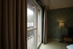 NOURE No 03 The Valley Apartment Shimla, Shimla
