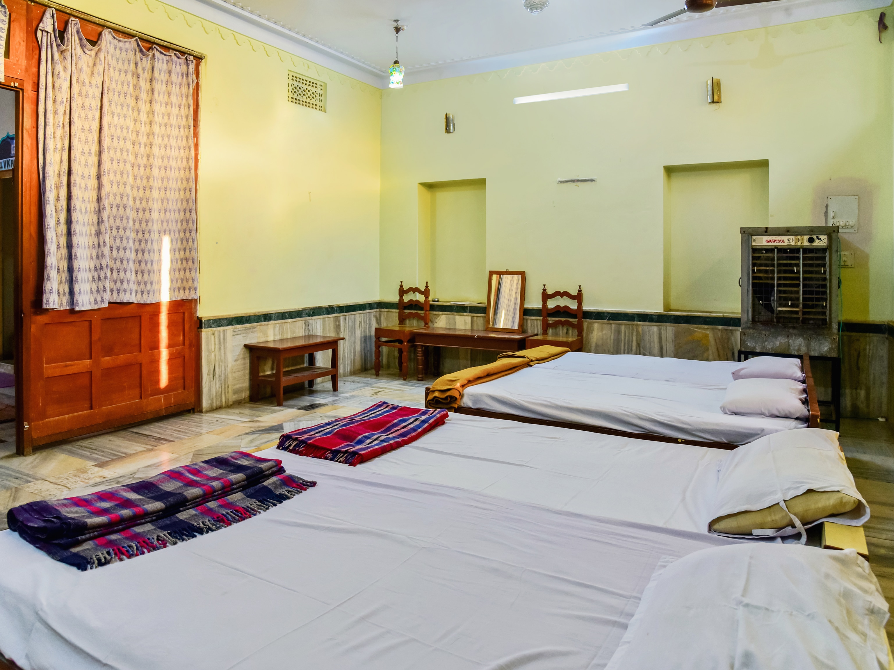 Hotel VK Tourist Palace Pushkar - Tap to explore photos