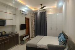 North Eye Studio, Noida