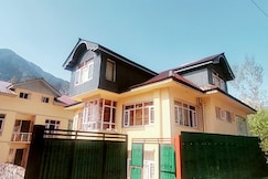 Hotel Neon, Pahalgam
