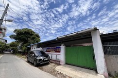 Hotel O Medan near Sun Plaza formerly Medan Baru House, Kota Medan