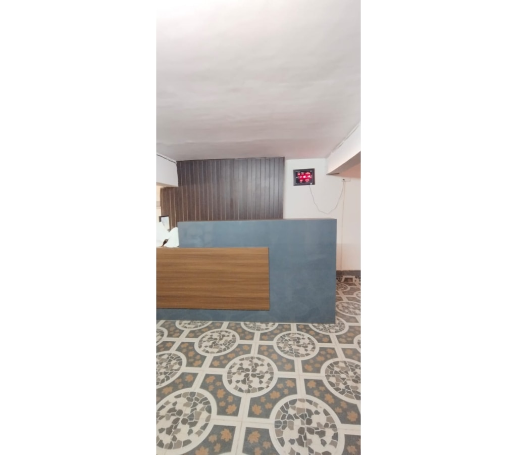 Lucknow Luxury Hotel And Restaurant - Tap to explore photos