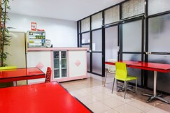 Hotel O Homestay Madu Makassar, Makassar