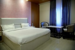 Hotel Ess Kay, Haldwani