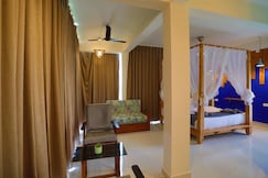 Roots Munnar, Munnar