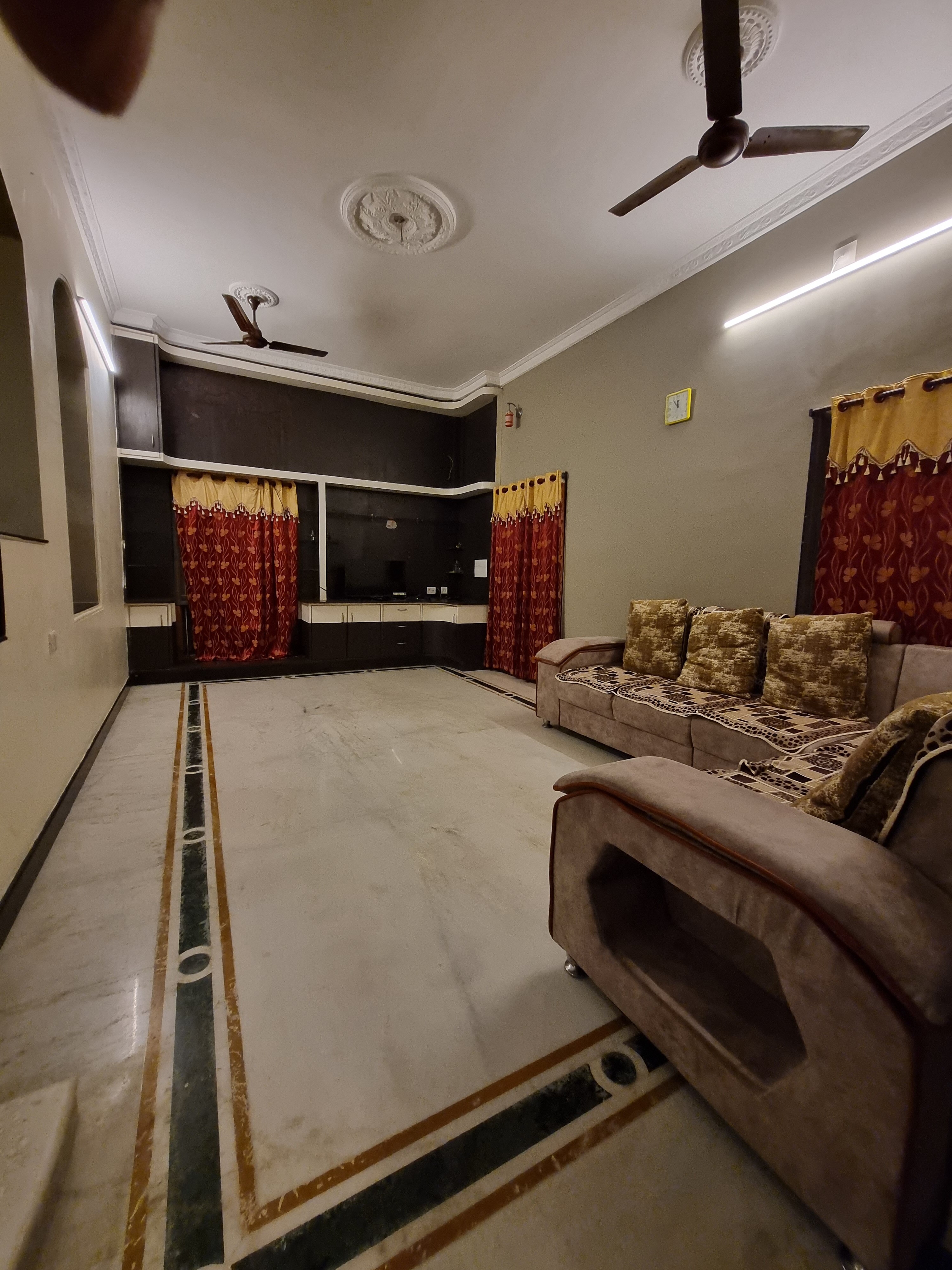 A Luxurious Stay in The Divine Place of Balaji - Tap to explore photos
