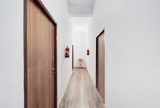 Hotel O Samrat palace