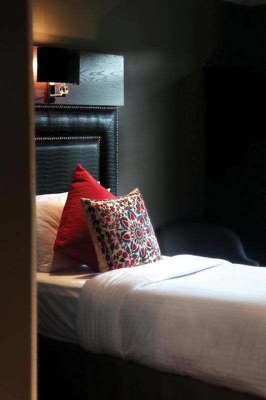 Best Western Glasgow South Eglinton Arms Hotel - Tap to explore photos