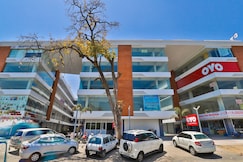 Hotel Infinity, Vadodara