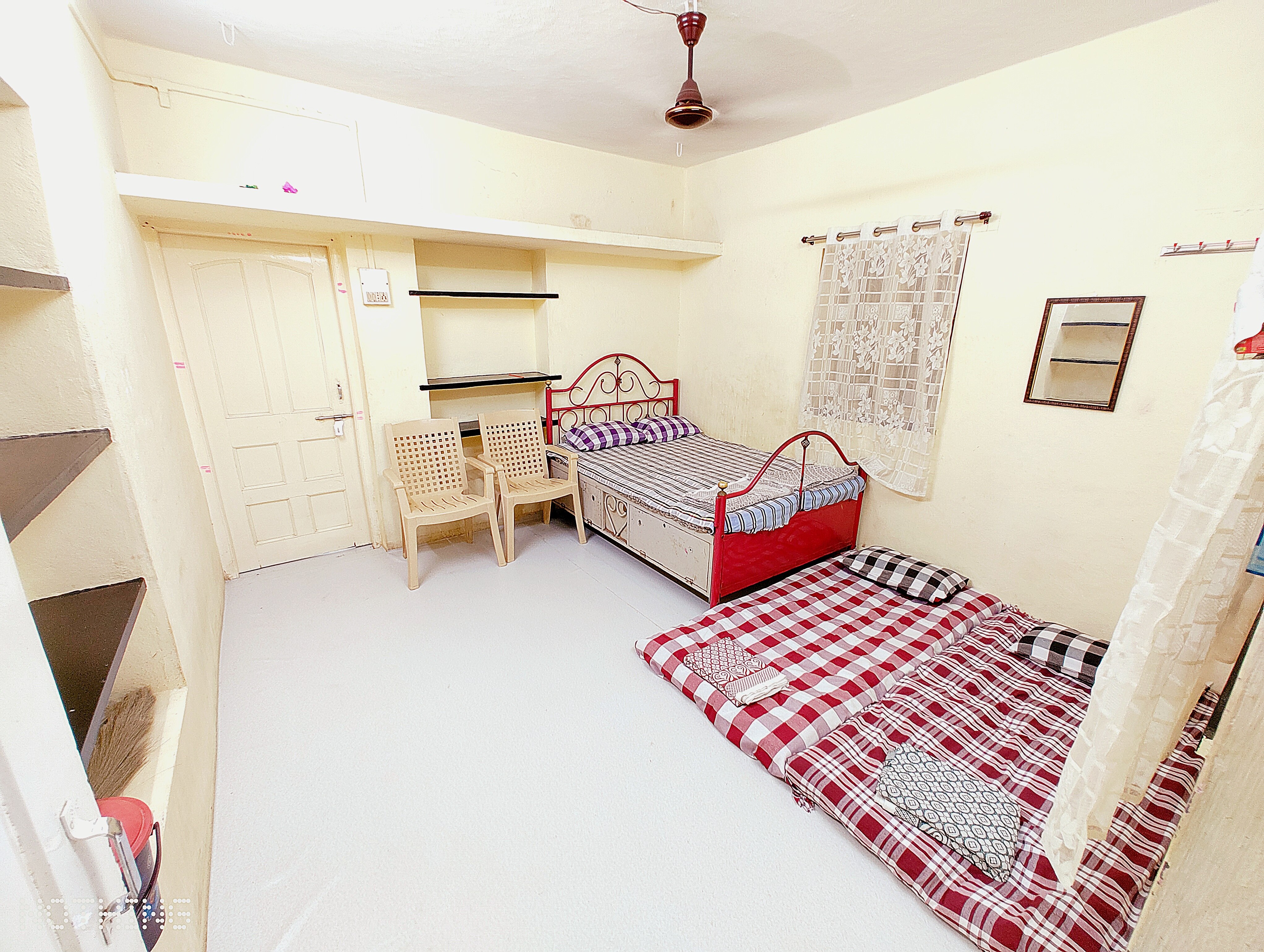 Shriguru guest house Akkalkot - Tap to explore photos