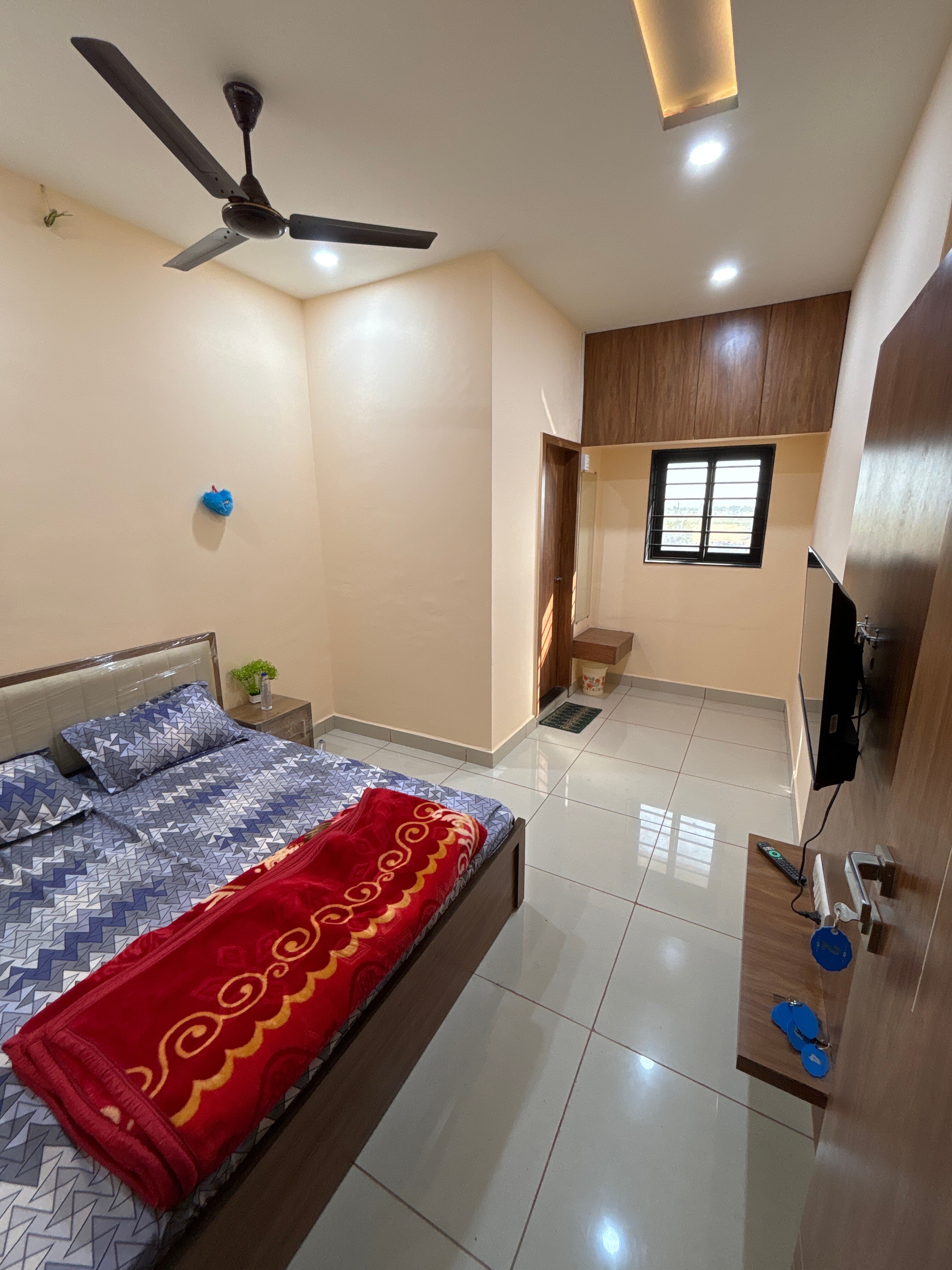 Maa Aashapura Guest House - Tap to explore photos