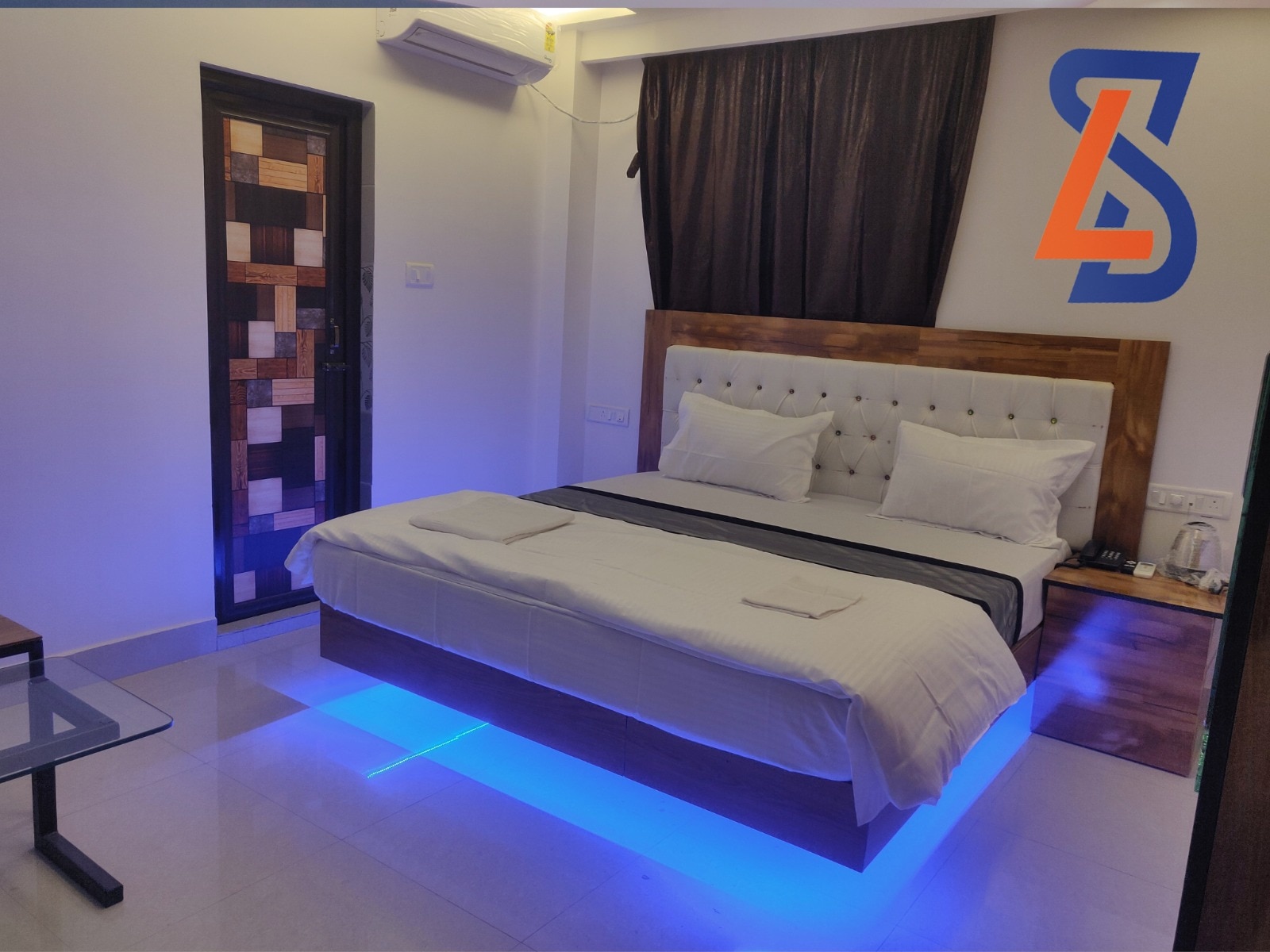 hotel LS palace Cuttack Puri bypass - Tap to explore photos