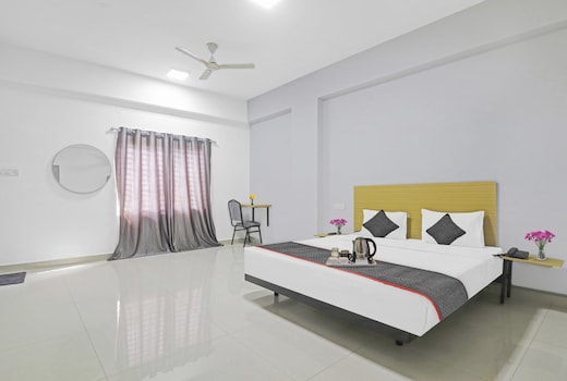 Townhouse Hotel White Orchid Inn