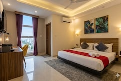Hotel Ganga Ashoka- 100m from Ganga Ghat, Rishikesh