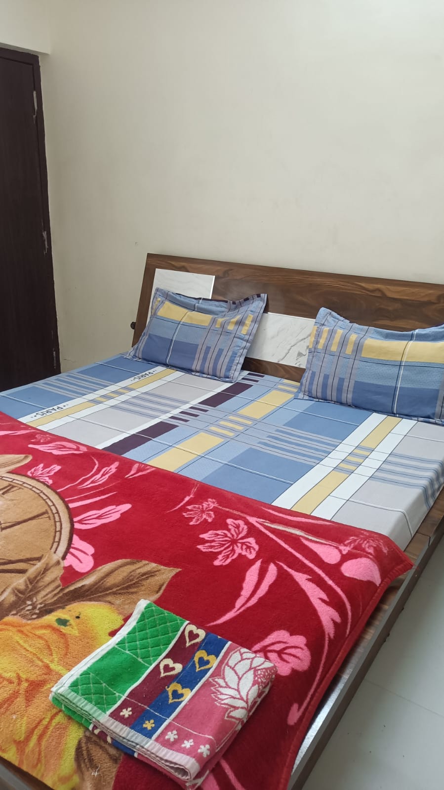 Hotel Ekta Executive - Tap to explore photos