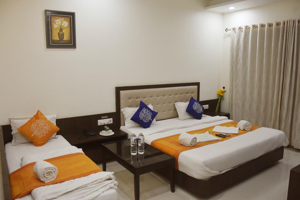 Standard Triple Bed Non AC 1