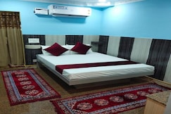 Chakravarthy Holidays, Kanchipuram