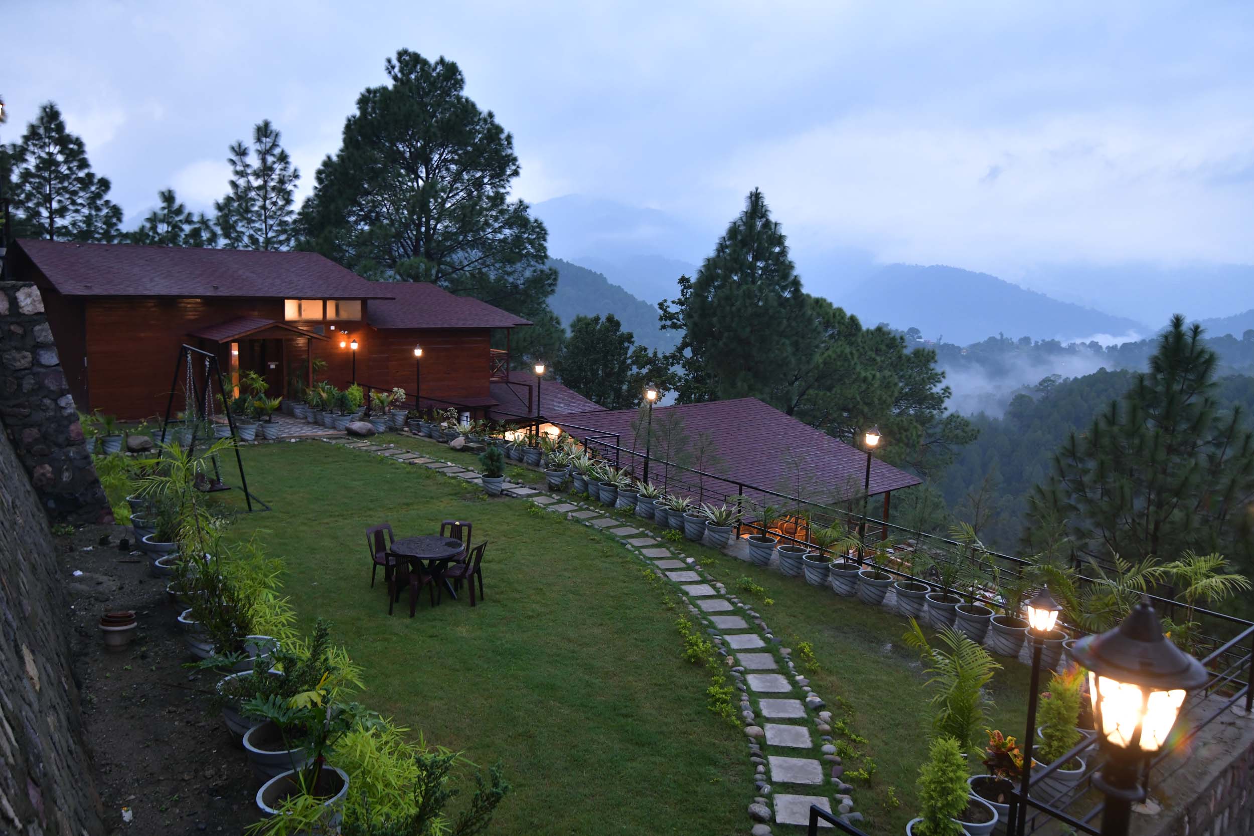 PINEWOOD COTTAGES & HOMESTAY - Tap to explore photos